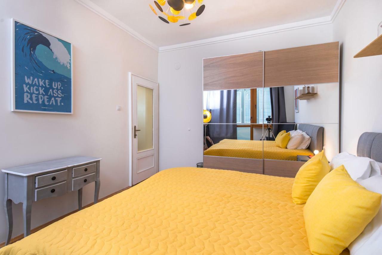 Designer & Luxurious, Business, One Bedroom Apartment In Top Central Sofia By Flat Mаnager Extérieur photo